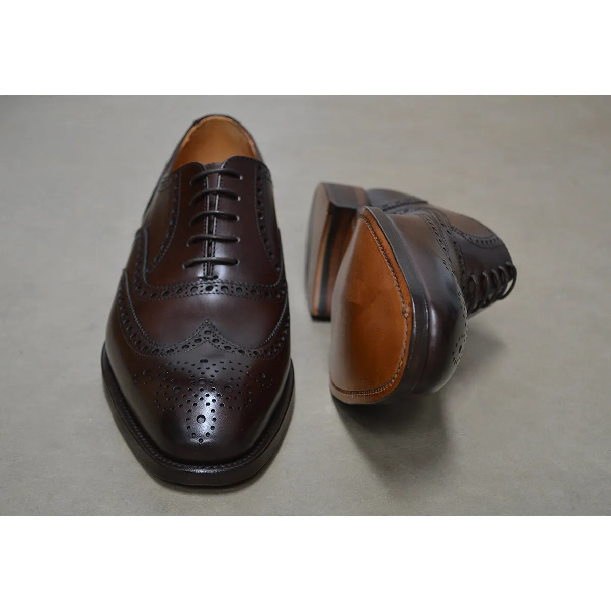 Berwick 1707 Brogue (5215) - Moka