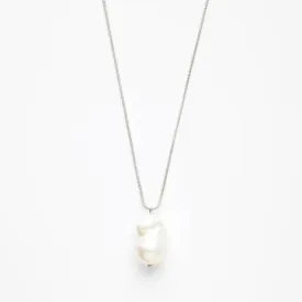 Long Baroque Pearl Pendant Necklace